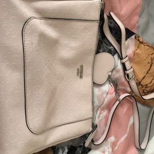 Guess Crossbody